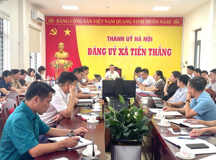 Xã Tiến Thắng tổ chức hội nghị Thường trực Đảng ủy đánh giá tình hình, triển khai các nhiệm vụ trọng tâm- Ảnh 1.