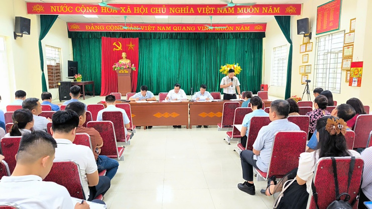 LÃNH ĐẠO UBND XÃ THƯ LÂM LÀM VIỆC VỚI CÁC ĐƠN VỊ ĐANG THỰC HIỆN CÁC DỰ ÁN XÂY DỰNG CƠ SỞ VẬT CHẤT TRƯỜNG HỌC TRÊN ĐỊA BÀN XÃ- Ảnh 1.