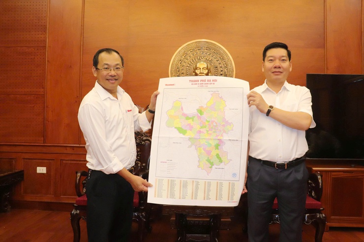 Báo Hà Nội Mới thăm và làm việc với xã Quốc Oai đẩy mạnh tuyên truyền cơ sở trước thềm Đại hội Đảng các cấp- Ảnh 2.