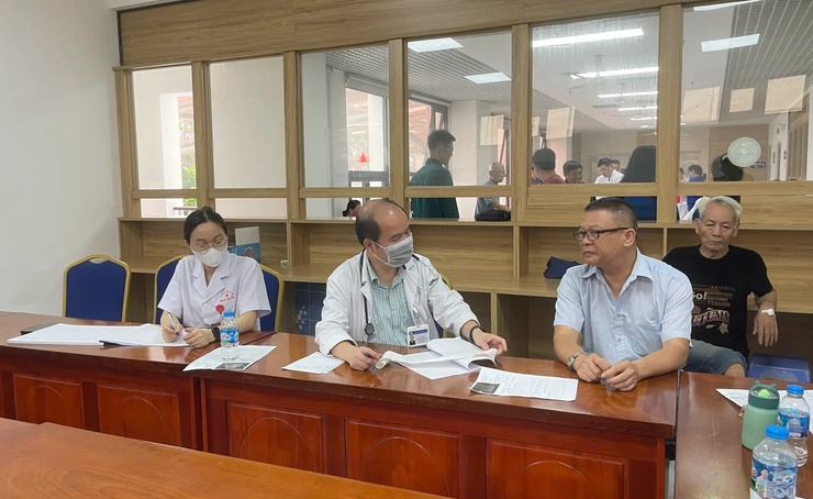 Phường Tây Hồ: khám sức khoẻ cho đối tượng chính sách trên địa bàn- Ảnh 4.