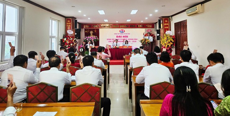ĐẢNG BỘ UBND PHƯỜNG HOÀNG MAI LẦN THỨ I, NHIỆM KỲ 2025 - 2030 THÀNH CÔNG TỐT ĐẸP- Ảnh 2.