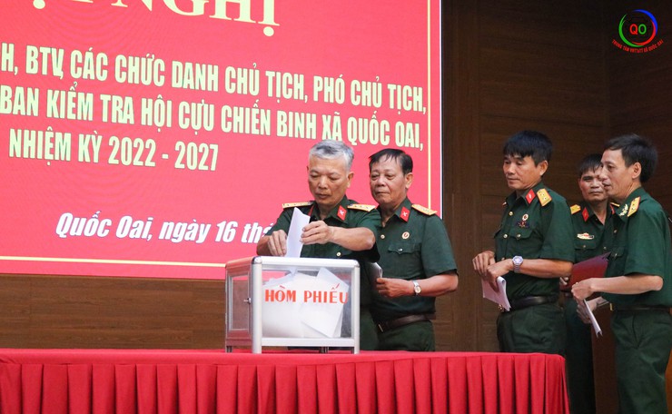 Hội Cựu chiến binh xã Quốc Oai lấy phiếu tín nhiệm nhân sự tham gia Ban Chấp hành Hội- Ảnh 9.