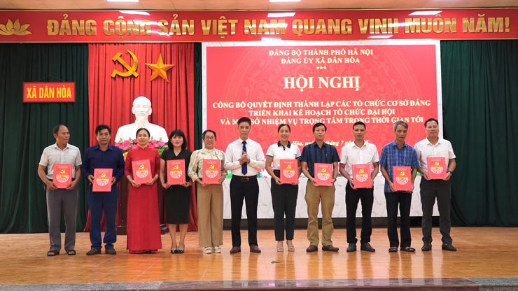 XÃ DÂN HÒA CÔNG BỐ CÁC QUYẾT ĐỊNH THÀNH LẬP TỔ CHỨC CƠ SỞ ĐẢNG VÀ TRIỂN KHAI CÁC NỘI DUNG ĐẠI HỘI ĐẢNG BỘ CÁC CẤP TIẾN TỚI ĐẠI HỘI ĐẠI BIỂU ĐẢNG BỘ XÃ KHÓA I, NHIỆM KỲ 2025-2030- Ảnh 6.
