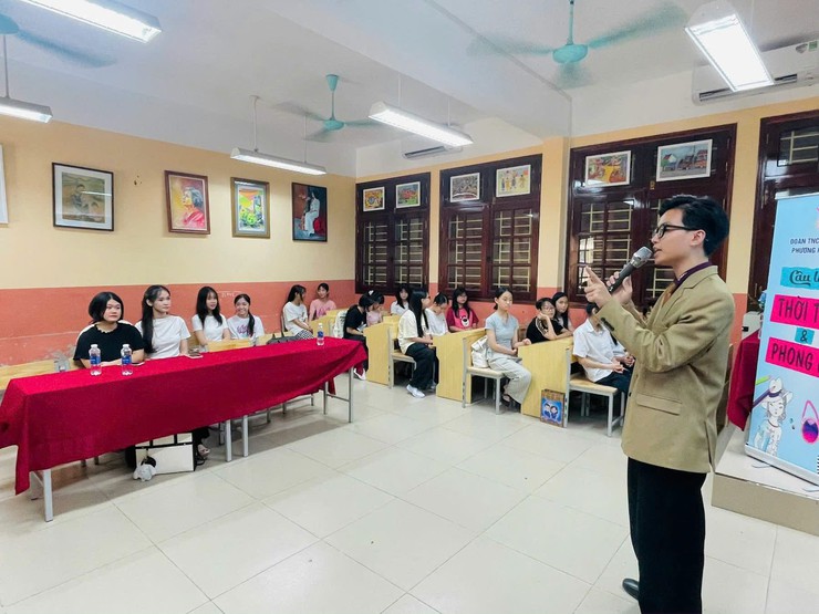 Sôi nổi các câu lạc bộ Hè cho thanh thiếu nhi phường Hai Bà Trưng.- Ảnh 4.