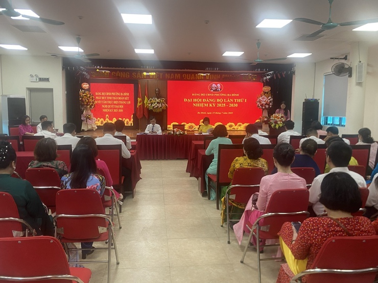 Tổ chức thành công Đại hội Đảng bộ UBND phường Ba Đình lần thứ I, nhiệm kỳ 2025 - 2030- Ảnh 6.
