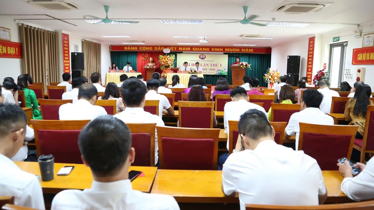Đảng bộ UBND phường Dương Nội tổ chức thành công Đại hội lần thứ Nhất, nhiệm kỳ 2025-2030 - Ảnh 2.