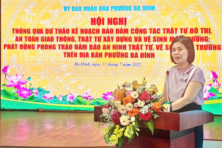PHƯỜNG BA ĐÌNH TỔ CHỨC HỘI NGHỊ TRIỂN KHAI KẾ HOẠCH BẢO ĐẢM TRẬT TỰ ĐÔ THỊ, AN TOÀN GIAO THÔNG, TRẬT TỰ XÂY DỰNG VÀ VỆ SINH MÔI TRƯỜNG NĂM 2025- Ảnh 1.