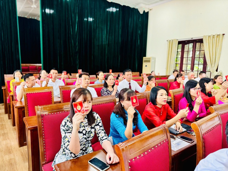 Đại hội Đảng bộ UBND xã Thanh Trì lần thứ I, nhiệm kỳ 2025 – 2030: Bước chuyển mình để gần dân, sát dân, phục vụ Nhân dân- Ảnh 6.