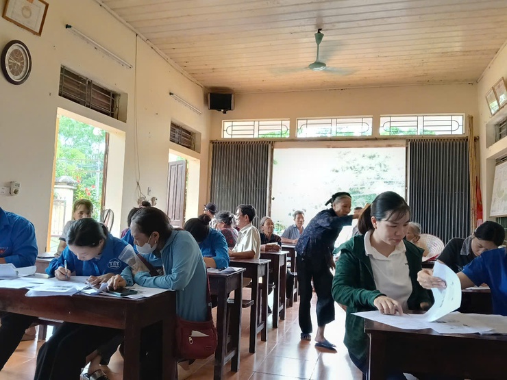 Xã Phúc Thọ tiếp nhận hồ sơ trợ cấp hưu trí xã hội cho người cao tuổi không hưởng lương hưu- Ảnh 5.