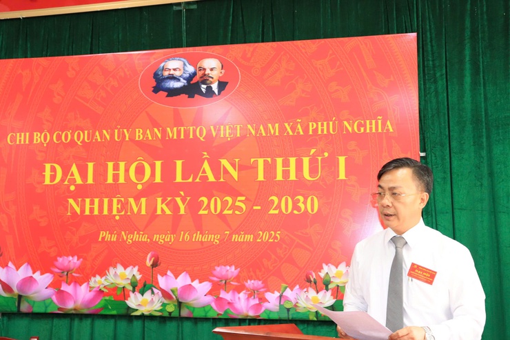 Đại hội Chi bộ Cơ quan Mặt trận Tổ quốc Việt Nam xã Phú Nghĩa lần thứ nhất, nhiệm kỳ 2025-2030- Ảnh 2.