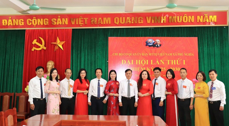 Đại hội Chi bộ Cơ quan Mặt trận Tổ quốc Việt Nam xã Phú Nghĩa lần thứ nhất, nhiệm kỳ 2025-2030- Ảnh 6.