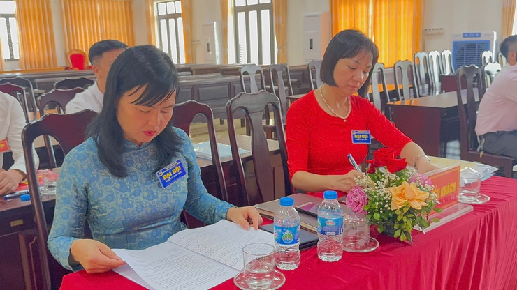 Đại hội Chi bộ Cơ quan UBKT Đảng ủy xã Tam Hưng lần thứ I: Đoàn kết – Kỷ cương – Trí tuệ – Đột phá – Phát triển- Ảnh 2.