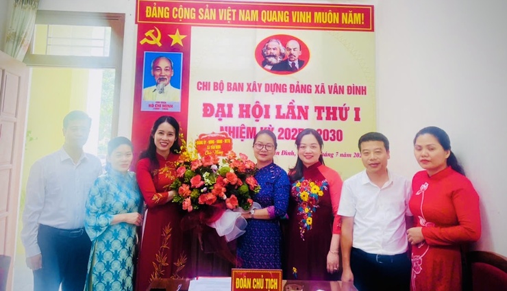 ĐẠI HỘI CHI BỘ KHỐI CƠ QUAN: ĐỔI MỚI TƯ DUY, HÀNH ĐỘNG HIỆU QUẢ- Ảnh 2.