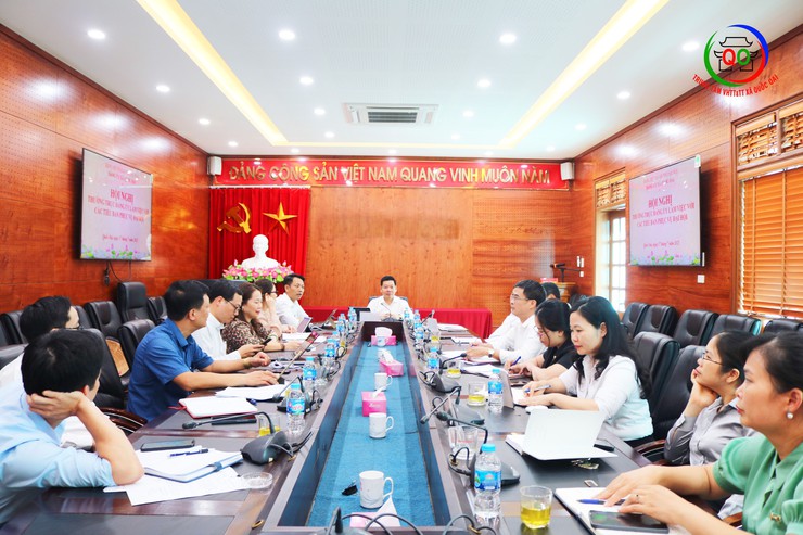 THƯỜNG TRỰC ĐẢNG ỦY XÃ LÀM VIỆC VỚI CÁC TIỂU BAN PHỤC VỤ ĐẠI HỘI ĐẢNG BỘ LẦN THỨ NHẤT, NHIỆM KỲ 2025–2030- Ảnh 1.