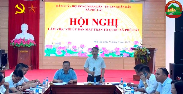 MTTQ xã Phú Cát phát huy vai trò sau sáp nhập, đồng hành cùng cấp ủy trong thực hiện nhiệm vụ chính trị- Ảnh 6.