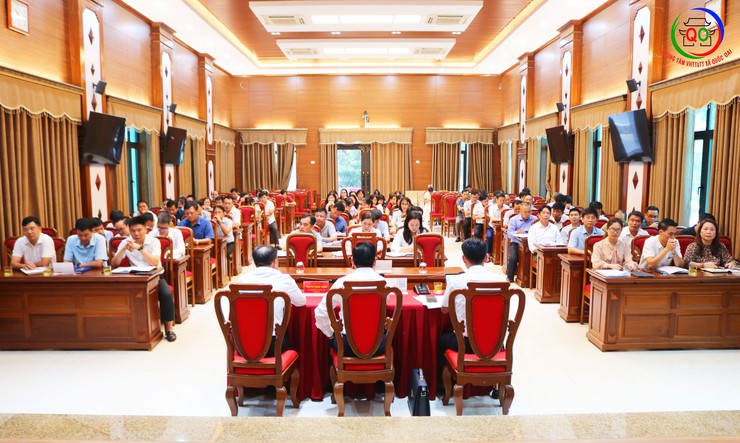 Đảng ủy xã Quốc Oai tổ chức Hội nghị lấy ý kiến góp ý của các đồng chí cán bộ lãnh đạo chủ chốt đối với Dự thảo Báo cáo chính trị trình Đại hội Đảng bộ xã lần thứ I, nhiệm kỳ 2025-2030

- Ảnh 2.