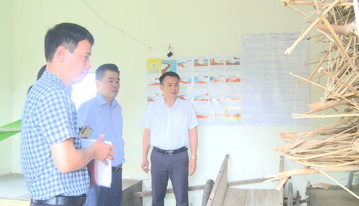 Thường trực Đảng uỷ  kiểm tra công tác Phòng chống thiên tai và TKCN năm 2025- Ảnh 2.