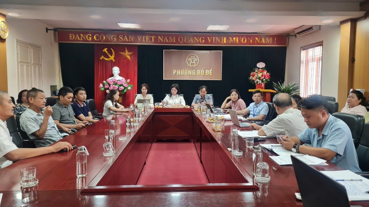 Thường trực Đảng ủy làm việc về sắp xếp người hoạt động không chuyên trách thuộc phường Bồ Đề- Ảnh 1.