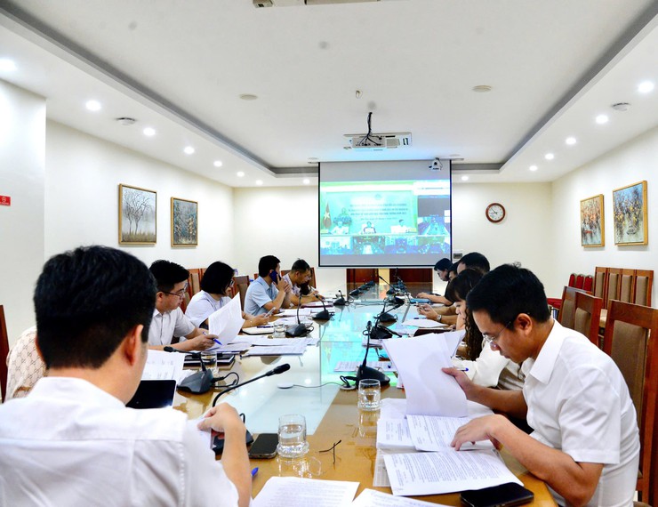 Hội nghị trực tuyến Chính phủ với địa phương về kịch bản tăng trưởng kinh tế năm 2025 và các nhiệm vụ, giải pháp để thực hiện mục tiêu tăng trưởng năm 2025- Ảnh 2.