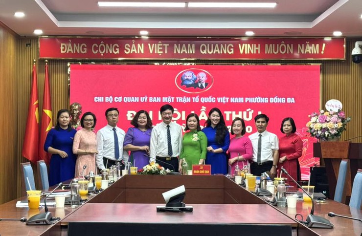 Đại hội chi bộ cơ quan Ủy ban MTTQ Việt Nam phường Đống Đa lần thứ I, nhiệm kỳ 2025 - 2030- Ảnh 6.