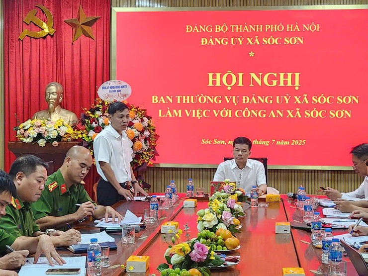 THƯỜNG TRỰC ĐẢNG UỶ LÀM VIỆC VỚI CÔNG AN XÃ TRIỂN KHAI NHIỆM VỤ 6 THÁNG CUỐI NĂM VÀ DỰ KIẾN CHƯƠNG TRÌNH CÔNG TÁC NHIỆM KỲ 2025-2030- Ảnh 3.