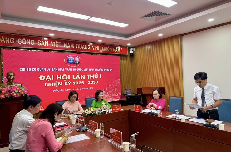 Đại hội chi bộ cơ quan Ủy ban MTTQ Việt Nam phường Đống Đa lần thứ I, nhiệm kỳ 2025 - 2030- Ảnh 4.