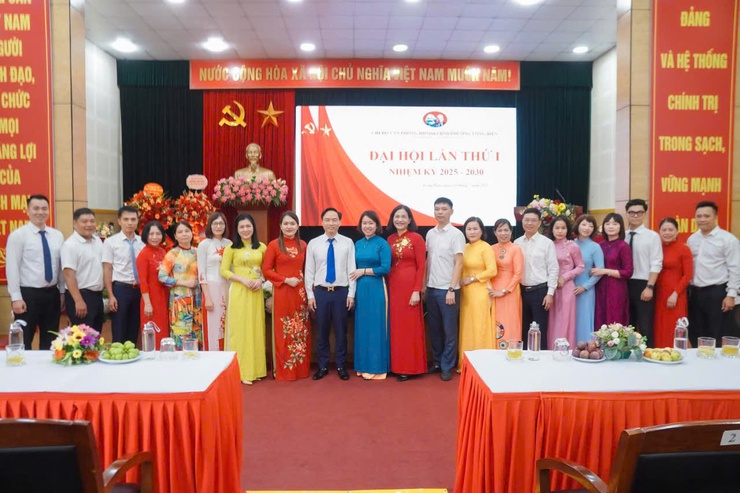 Chi bộ Văn phòng UBND phường, Chi bộ Cảnh sát khu vực phường Long Biên  tổ chức thành công đại hội lần thứ nhất, nhiệm kỳ 2025-2030- Ảnh 3.