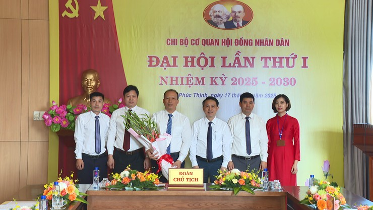 Đại hội các chi bộ cơ quan Đảng xã Phúc Thịnh nhiệm kỳ 2025 – 2030- Ảnh 2.