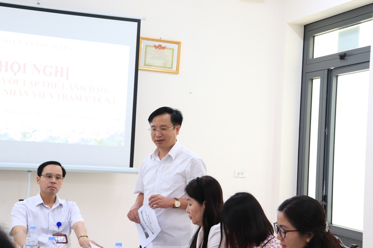 Ban thường vụ Đảng ủy Phú Nghĩa làm việc với tập thể lãnh đạo, viên chức, nhân viên Trạm Y tế xã- Ảnh 5.