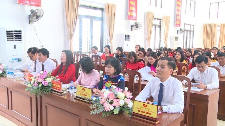 UBND xã Phúc Lộc tổ chức Hội nghị phát động phong trào thi đua yêu nước, ký giao ước thi đua thực hiện thắng lợi các nhiệm vụ 6 tháng cuối năm 2025- Ảnh 2.