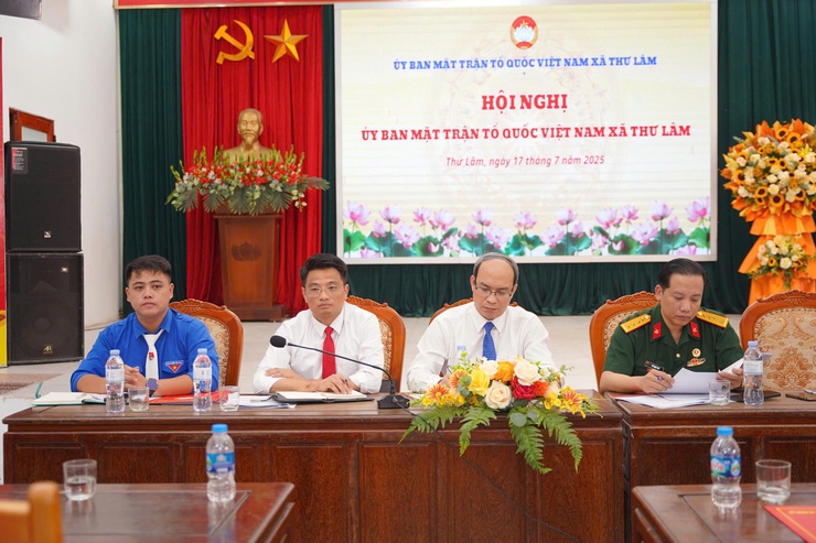 UBMTTQ xã Thư Lâm tổ chức Lễ công bố các Quyết định thành lập Ủy ban MTTQ Việt Nam xã và các tổ chức chính trị, xã hội xã Thư Lâm.- Ảnh 7.