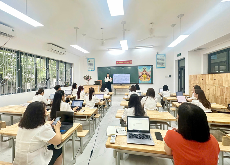 TRƯỜNG TIỂU HỌC HẠ YÊN QUYẾT TỔ CHỨC TẬP HUẤN VỀ CÔNG NGHỆ THÔNG TIN VÀ TRÍ TUỆ NHÂN TẠO- Ảnh 2.