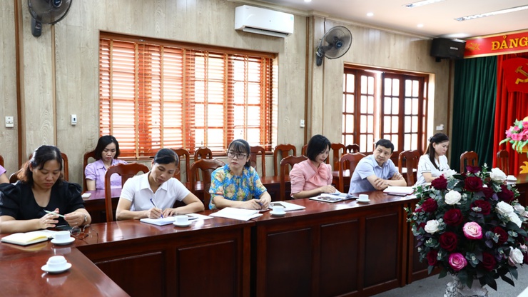 Đồng chí Nguyễn Trúc Anh chủ trì tại điểm cầu xã Sơn Đồng hội nghị trực tuyến rút kinh nghiệm sau 2 tuần thực hiện mô hình chính quyền hai cấp- Ảnh 2.