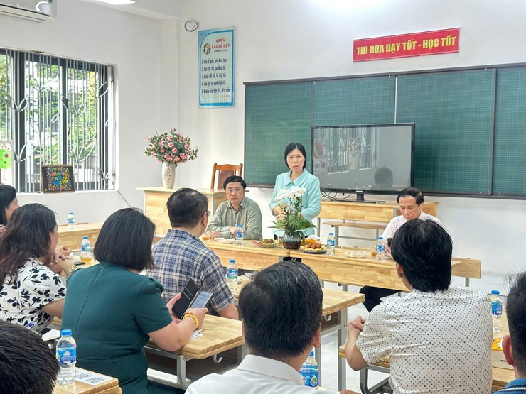TỪ SỰ QUAN TÂM ĐẾN HÀNH ĐỘNG - LÃNH ĐẠO PHƯỜNG CẦU GIẤY TIẾP SỨC CHO TRƯỜNG TIỂU HỌC HẠ YÊN QUYẾT- Ảnh 2.
