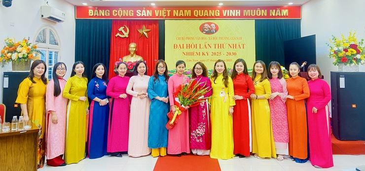 ĐẠI HỘI CHI BỘ PHÒNG VĂN HÓA XÃ HỘI PHƯỜNG CỬA NAM: KHỞI ĐẦU MỘT CHẶNG ĐƯỜNG MỚI ĐẦY THẮNG LỢI- Ảnh 10.