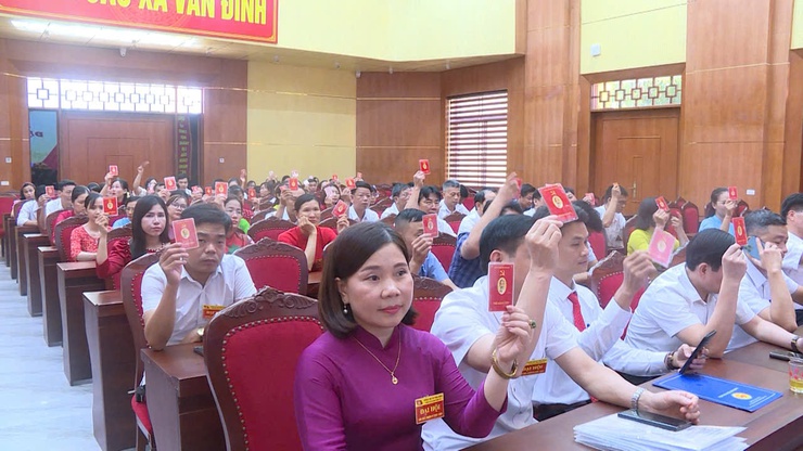 Đại hội đại biểu Đảng bộ UBND xã Vân Đình lần thứ I nhiệm kỳ 2025- 2030- Ảnh 2.