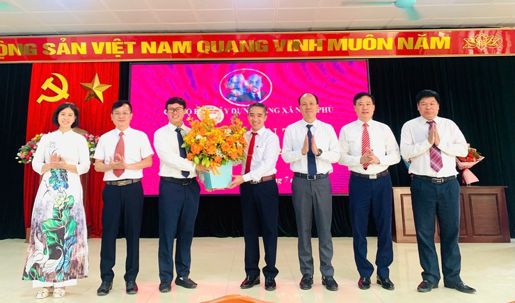 Xây dựng đội ngũ cán bộ Ban xây dựng Đảng xã Nam Phù có bản lĩnh, năng lực, đáp ứng yêu cầu, nhiệm vụ trong tình hình mới- Ảnh 3.