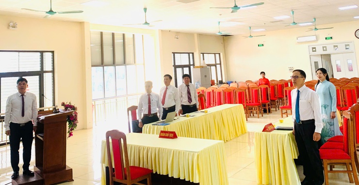 Chi bộ cơ quan HĐND xã Nam Phù phát huy tốt vai trò của cơ quan dân cử, thực sự đại diện cho ý chí và nguyện vọng của Nhân dân.- Ảnh 2.