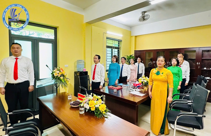 Uỷ ban MTTQ Việt Nam xã Thiên Lộc tổ chức Đại hội Chi bộ lần thứ I, nhiệm kỳ 2025 - 2030- Ảnh 2.
