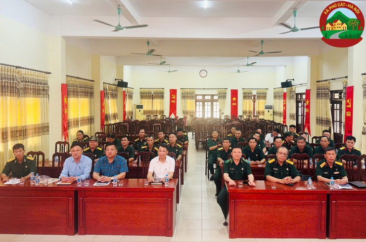 Hội Cựu chiến binh xã Phú Cát lấy phiếu tín nhiệm nhân sự tham gia Ban Chấp hành Hội nhiệm kỳ 2022-2027- Ảnh 1.