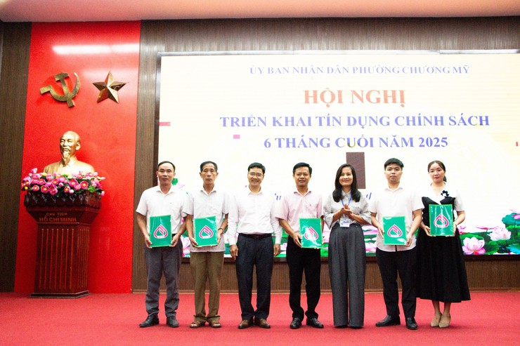 Chương Mỹ triển khai công tác tín dụng chính sách xã hội 6 tháng cuối năm 2025.- Ảnh 5.