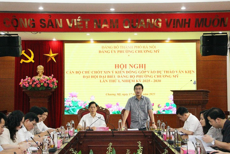 Chương Mỹ xin ý kiến cán bộ chủ chốt đóng góp vào dự thảo văn kiện Đại hội đại biểu Đảng bộ phường Chương Mỹ lần thứ I, nhiệm kỳ 2025-2030- Ảnh 1.