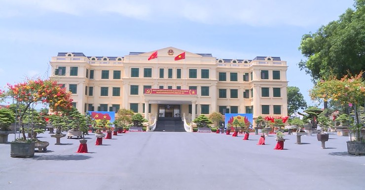 Phúc Thọ rực rỡ cờ hoa – Sẵn sàng chào đón Đại hội Đảng bộ xã lần thứ I, nhiệm kỳ 2025–2030- Ảnh 5.