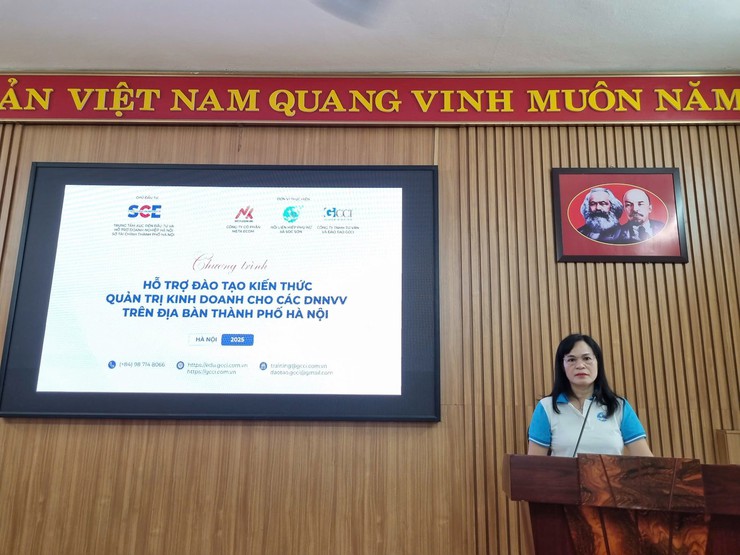 HỘI LHPN XÃ SÓC SƠN TỔ CHỨC TẬP HUẤN CHUYỂN ĐỔI SỐ TRONG KINH DOANH CHO HỘI VIÊN PHỤ NỮ KHỞI NGHIỆP- Ảnh 2.