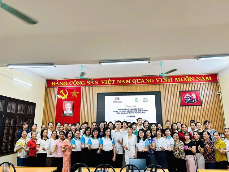 HỘI LHPN XÃ SÓC SƠN TỔ CHỨC TẬP HUẤN CHUYỂN ĐỔI SỐ TRONG KINH DOANH CHO HỘI VIÊN PHỤ NỮ KHỞI NGHIỆP- Ảnh 1.