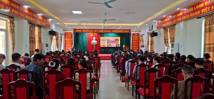 Tập huấn nâng cao kỹ năng thiết kế mẫu mã sản phẩm thủ công mỹ nghệ cho các cơ sở sản xuất kinh doanh, làng nghề- Ảnh 1.