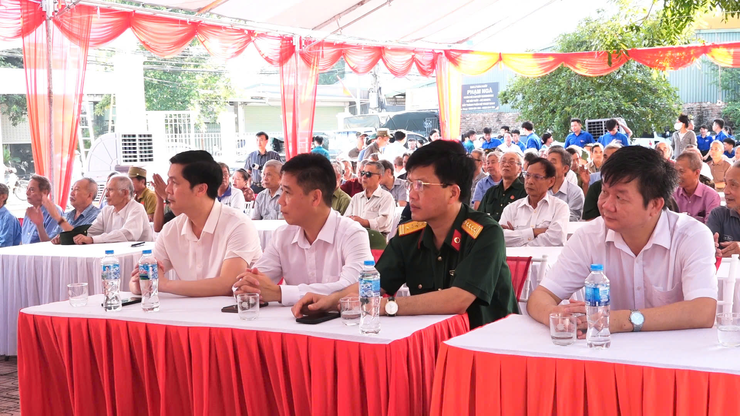 Xã Dân Hòa: 304 thương bệnh binh, đối tượng chính sách được khám bệnh, tư vấn sức khỏe và cấp phát thuốc miễn phí- Ảnh 6.
