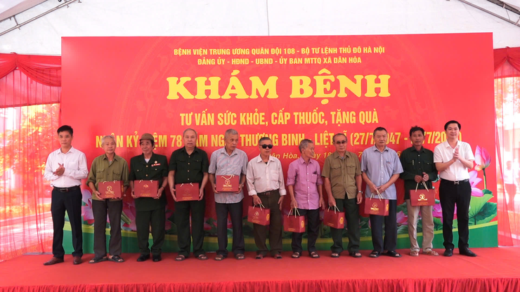 Xã Dân Hòa: 304 thương bệnh binh, đối tượng chính sách được khám bệnh, tư vấn sức khỏe và cấp phát thuốc miễn phí- Ảnh 3.