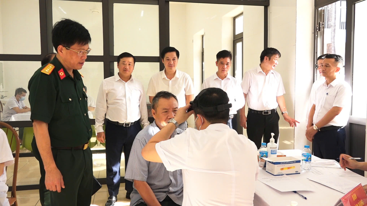 Xã Dân Hòa: 304 thương bệnh binh, đối tượng chính sách được khám bệnh, tư vấn sức khỏe và cấp phát thuốc miễn phí- Ảnh 13.
