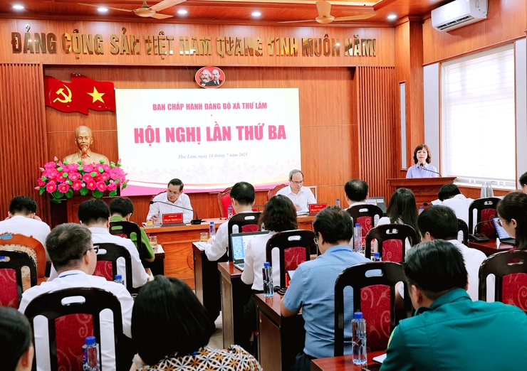 Ban chấp hành Đảng bộ xã Thư Lâm tổ chức Hội nghị lần thứ Ba (Hội nghị mở rộng)- Ảnh 8.